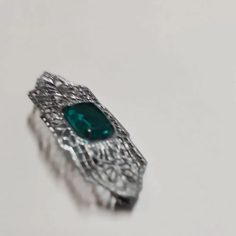 Vintage Brooch Silver With Green Glass Stone - Picture 5 of 6